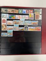 Stamp of France » Collections 1920-1995, dans quatre classeurs, plusieurs centaines