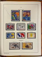 Stamp of France » Collections 1849-1999, dans trois reliures Moc et feuilles pré-imprimées,