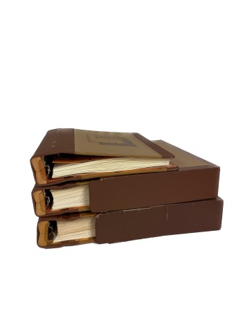 Stamp of France » Collections 1849-1999, dans trois reliures Moc et feuilles pré-imprimées,