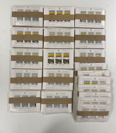 Stamp of Large Lots and Collections Portugal incredible and huge accumulation of 2000 Europa