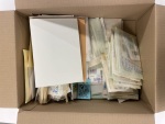 Stamp of Large Lots and Collections World philatelic tour in glassines! Hundreds of mint