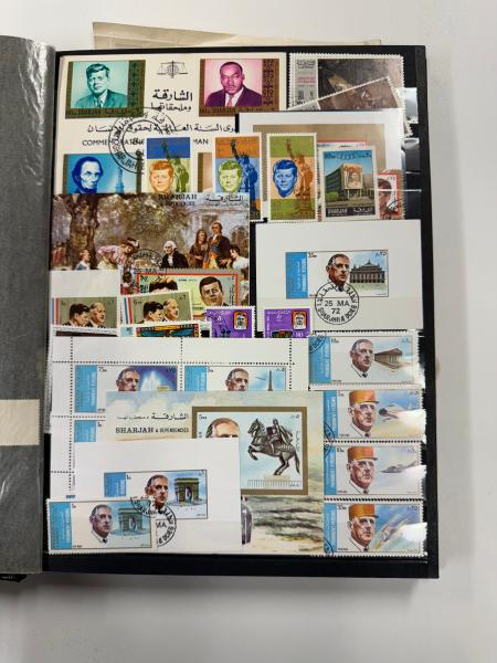 Stamp of Large Lots and Collections World : 1870-1990. Large and heavy box containing thousands