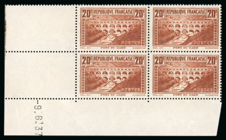 Stamp of France » Émissions à partir de 1900 1931, Pont du Gard Y&T n°262, 20f chaudron type IIB, b
