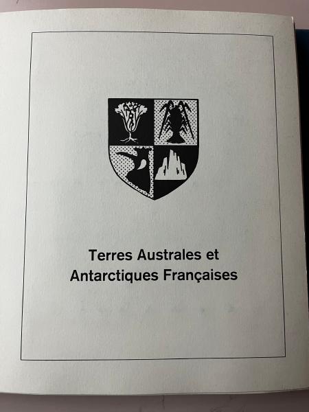 1948-1999, dans une belle reliure Lindner collection
