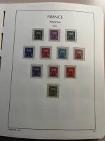 Stamp of France » Collections 1900-1960, dans une reliure Leuchtturm, très belle
