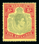 Stamp of Bermuda 1938-53 5s green and red on pale yellow ordinary paper, showing variety "missing pearl", mint