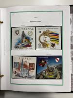 Stamp of France » Collections 2007-2018, dans trois reliures Yvert, belle collection