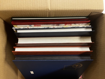 Stamp of Large Lots and Collections Eastern Europe : 1890-1990, seven stockbooks filled