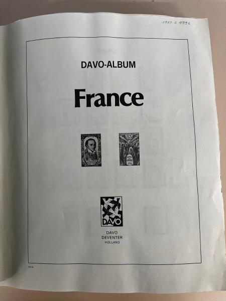 Stamp of France » Collections 1977-1996, dans une reliure Davo collection neufs ** MNH