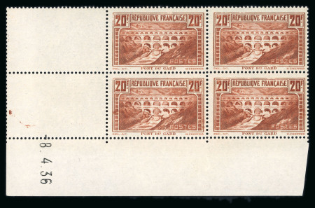 Stamp of France » Émissions à partir de 1900 1929, Pont du Gard Y&T n°262, 20f chaudron type IIB,