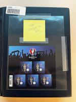 Stamp of France » Collections 1975-2023, dans un gros classeur bon stock de plusieurs