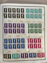 Stamp of France » Collections 1960-1997, dans une épaisse reliure, collection très