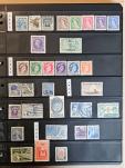 Stamp of Large Lots and Collections America : 1850-1965, in four stockbooks thousands of mint and used stamps
