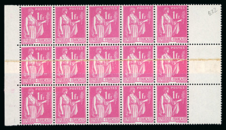 Stamp of France » Variétés et curiosités 1937, impression sur raccord dans un bloc de 15 timbres