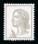 Stamp of France » Collections 1960, dans un grand carton impressionnante accumulation