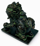 Stamp of Feldman International Auctions » Art d'Orient & d'Extrême-Orient / Asian & Oriental Art Chien Fô en bronze à patine vert foncé, Chine, dynastie