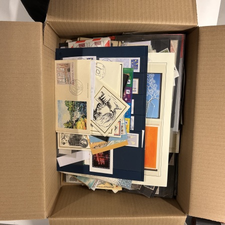 Stamp of France » Collections 1881-2000, dans un carton ensemble type vrac neufs