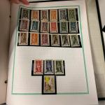 Stamp of Colonies françaises » Colonies Francaise Collections et Lots 1859-1970, dans quatre reliures Yvert collection de