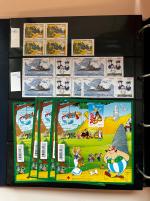 Stamp of France » Collections 2000-2021, dans quatre grosses reliures superbe stock