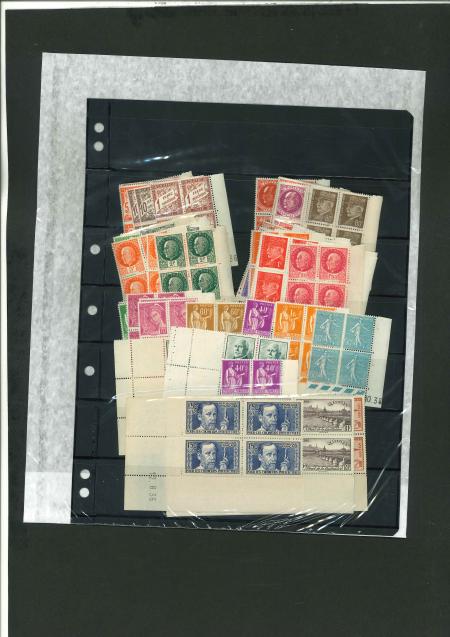 Stamp of France » Collections 1930-1940, lot de 80 blocs de 4 coins datés neufs **