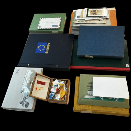 Stamp of Large Lots and Collections Europe : 1900-1990, in a box thousands of mint and used stamps