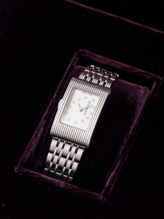 Stamp of Feldman International Auctions » Montres / Watches BOUCHERON Reflet Medium
