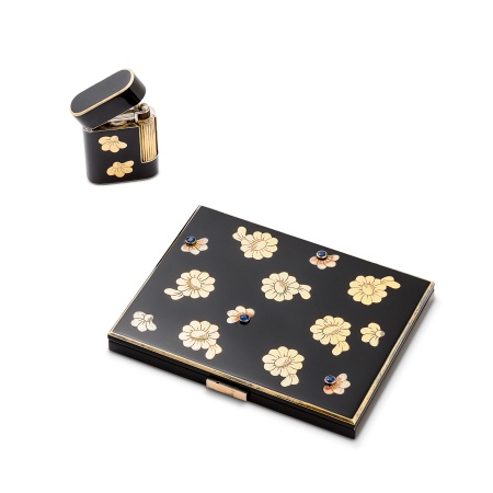 Stamp of Feldman International Auctions Boîte à cigarettes et briquet VAN CLEEF & ARPELS