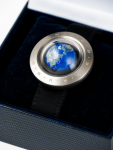 Stamp of Feldman International Auctions » Montres / Watches SEIKO Think The Earth