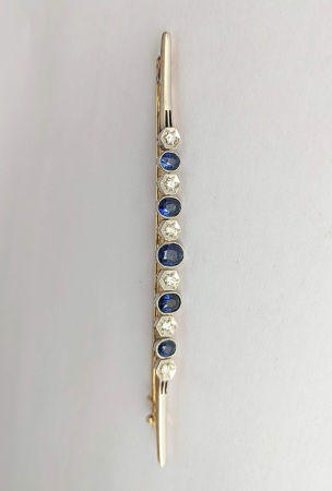 Broche saphirs et diamants à épingle