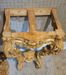 Stamp of Feldman International Auctions » Mobilier, Objets d'Art & Design / Furniture, Objets d'Art & Design Paire de consoles d’applique en bois vernis. XVIIIème siècle