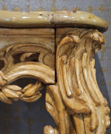 Stamp of Feldman International Auctions » Mobilier, Objets d'Art & Design / Furniture, Objets d'Art & Design Paire de consoles d’applique en bois vernis. XVIIIème siècle