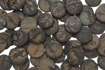 India, Kushan, Kanishka I (c. 127-150 AD), group of 62 bronze drachms (c 4-4.4 g.