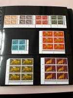 Stamp of Ireland » Definitives 1968-1998 Comprehensive collection of hundreds of definitive plate blocks all in mint nh blocks of four and or six, including Gerls to 10s or £1, Architecture to £5, Heritage to £5 and Birds to £5, plus some postage dues