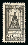 Stamp of Netherlands 1852-1923, in many glassines very nice and extensive