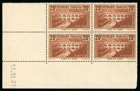 Stamp of France » Émissions à partir de 1900 1930, n°262 Pont du Gard (IIB) neufs** coins datés