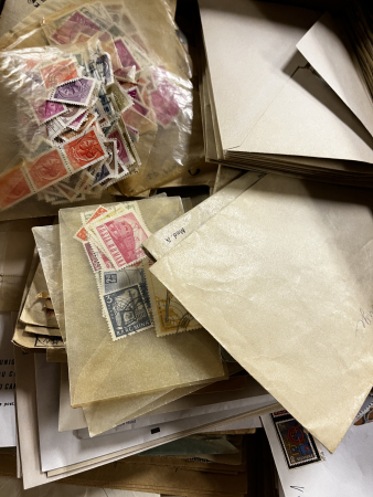 Stamp of Large Lots and Collections All World: 1900-1990, What an accumulation! Tens of