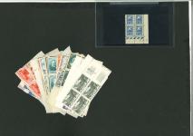 Stamp of France » Collections 1900-1959, joli lot de timbres tous en blocs de quatre